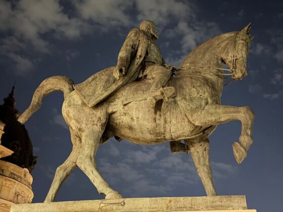 iPhone 18 Pro Max Camera Test: Variable Aperture Adds Physical Depth Control