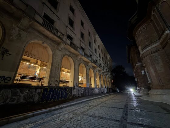 iPhone 18 Pro Max Camera Test: Variable Aperture Adds Physical Depth Control