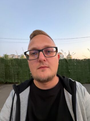 iPhone 18 Pro Max Camera Test: Variable Aperture Adds Physical Depth Control