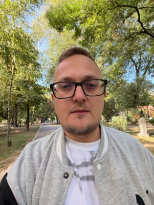iPhone 18 Pro Max Camera Test: Variable Aperture Adds Physical Depth Control