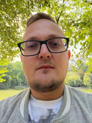 iPhone 18 Pro Max Camera Test: Variable Aperture Adds Physical Depth Control