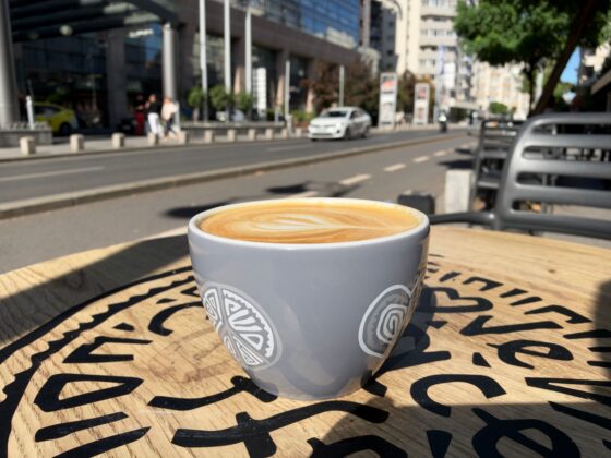 iPhone 18 Pro Max Camera Test: Variable Aperture Adds Physical Depth Control