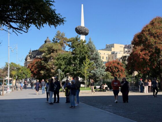 iPhone 18 Pro Max Camera Test: Variable Aperture Adds Physical Depth Control