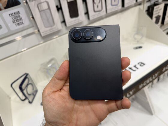 Celly display model representing a rumored Apple foldable iPhone