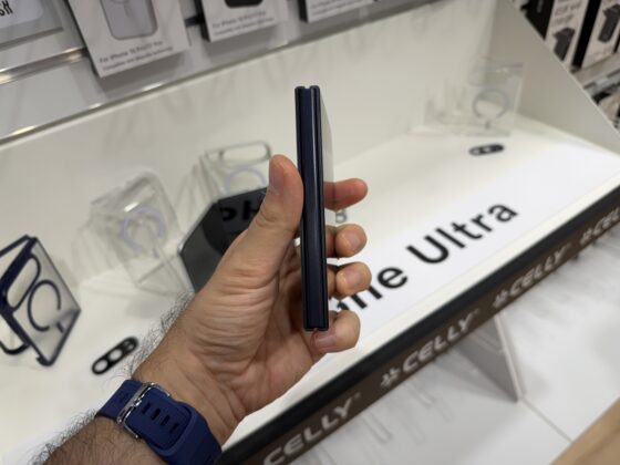 Celly&rsquo;s physical interpretation of a rumored Apple book-style foldable