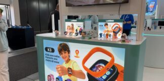 LAGENIO kids smartwatch shown in the product gallery