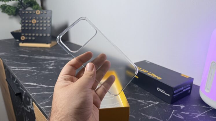 POCO F9 Ultra Pairs a 200MP Main Camera With a 185Hz AMOLED Display and 8,050mAh Battery