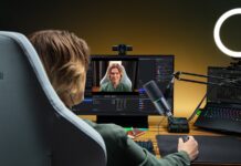 Razer Kiyo V2 Pro webcam shown from the front