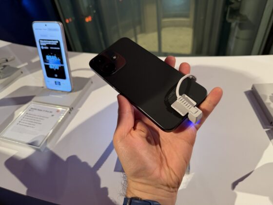 REDMI Note 17 Pro 5G in black finish