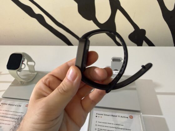 Xiaomi Redmi Watch 6 Active rear sensors