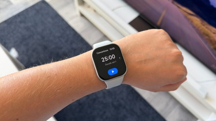 Redmi Watch 6 Active Review: AMOLED Screen, Bluetooth Calling and Up to 18 Days of Battery Life