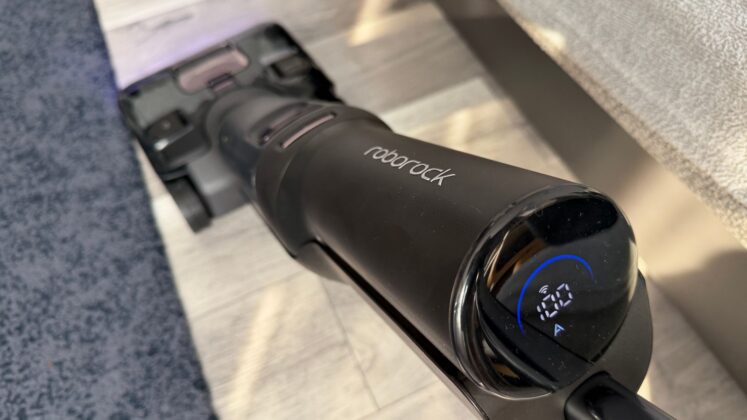 Roborock F25 Ultra Review: Steam and Hot-Water Cleaning Take Aim at Stubborn Floor Messes