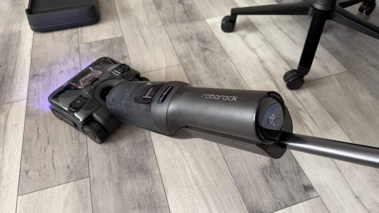 Roborock F25 Ultra Review: Steam and Hot-Water Cleaning Take Aim at Stubborn Floor Messes