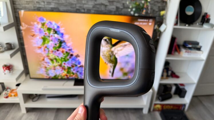 Roborock F25 Ultra Review: Steam and Hot-Water Cleaning Take Aim at Stubborn Floor Messes
