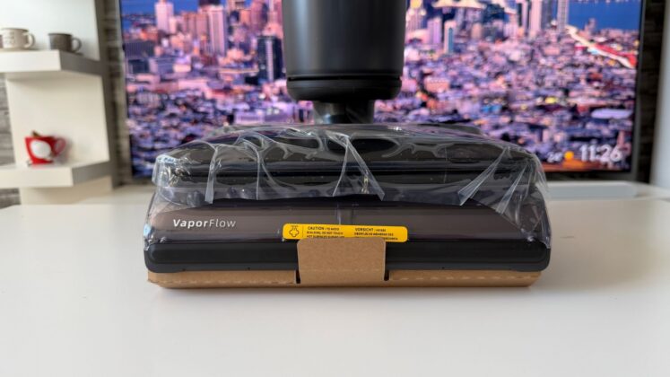 Roborock F25 Ultra Review: Steam and Hot-Water Cleaning Take Aim at Stubborn Floor Messes