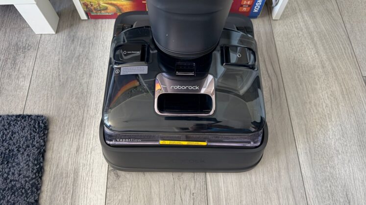 Roborock F25 Ultra Review: Steam and Hot-Water Cleaning Take Aim at Stubborn Floor Messes
