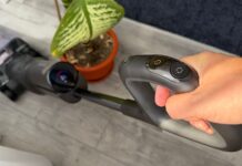 Roborock F25 Ultra Review: Steam and Hot-Water Cleaning Take Aim at Stubborn Floor Messes Roborock F25 Ultra Review: Steam and Hot-Water Cleaning Take Aim at Stubborn Floor Messes