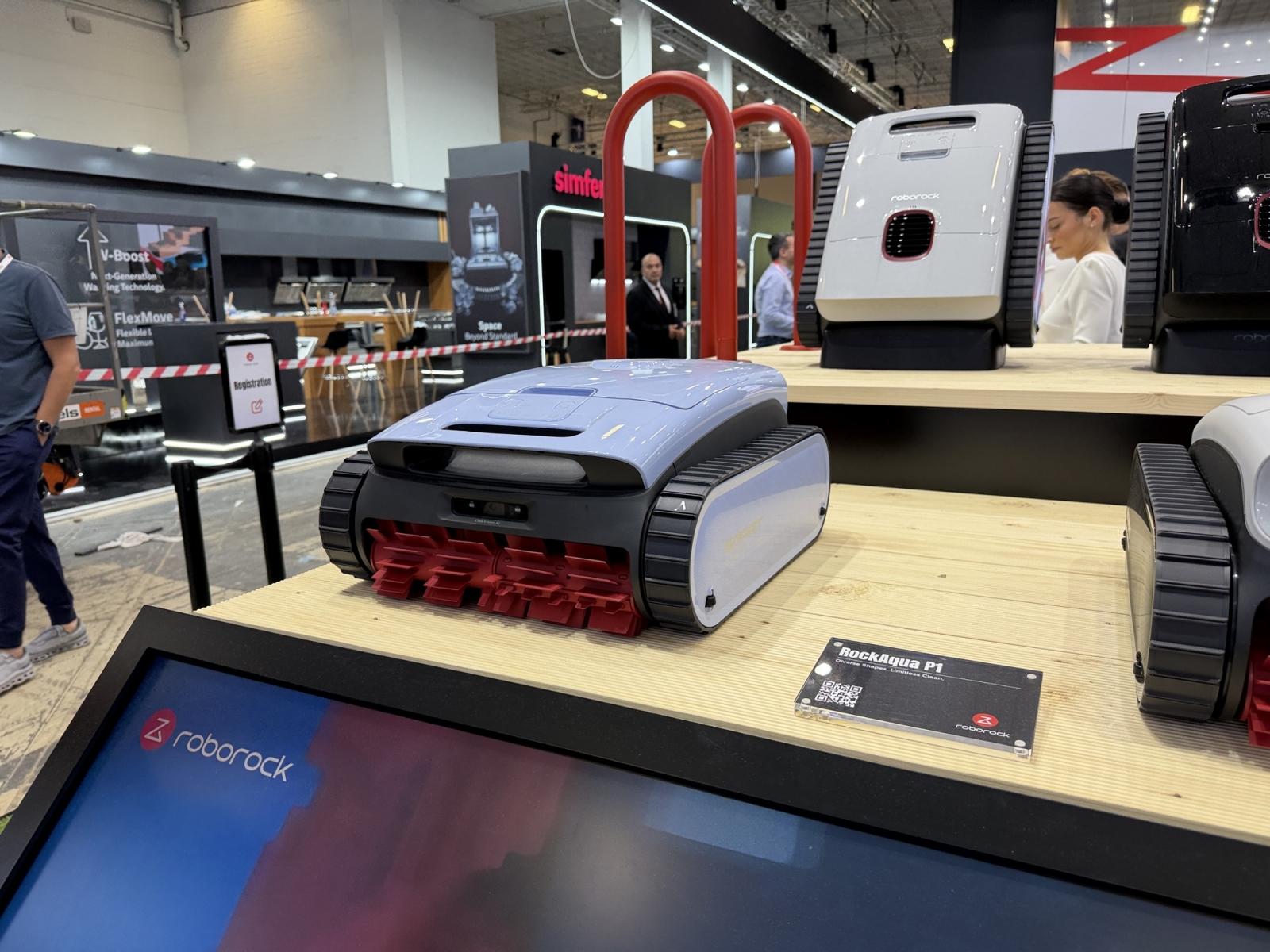 roborock-rockaqua-p1-roborock-ifa-2026-cover-a96490-001 Roborock RockAqua P1 robotic pool cleaner at IFA 2026