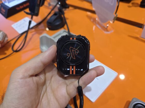 RugOne XLink 7 walkie-talkie-style 4G communicator