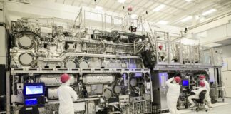 Samsung and ASML semiconductor manufacturing collaboration