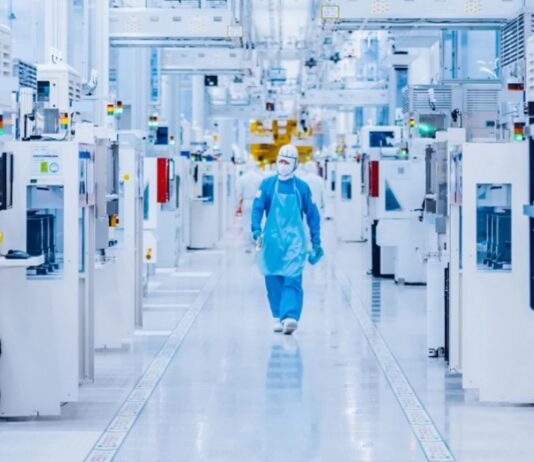 Qualcomm Reportedly Weighs Samsung for Snapdragon 8 Elite Gen 6 Production