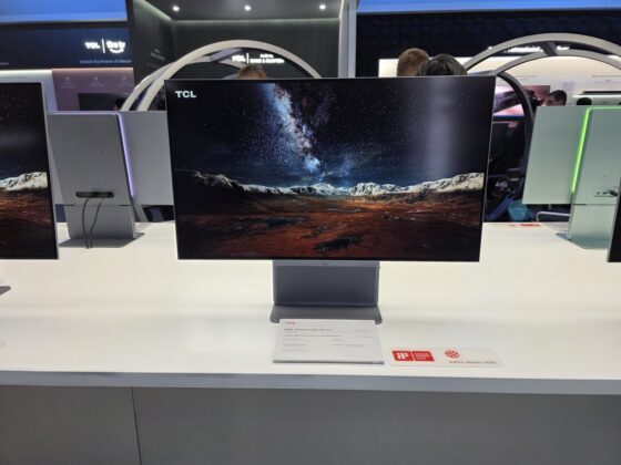 TCL 32X3A OLED+ monitor and desktop stand