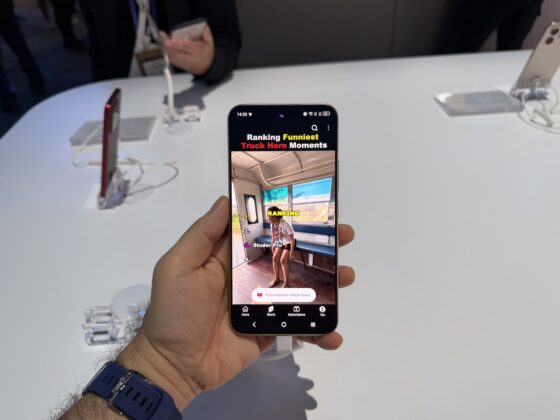 TCL P80 Ultra camera app interface
