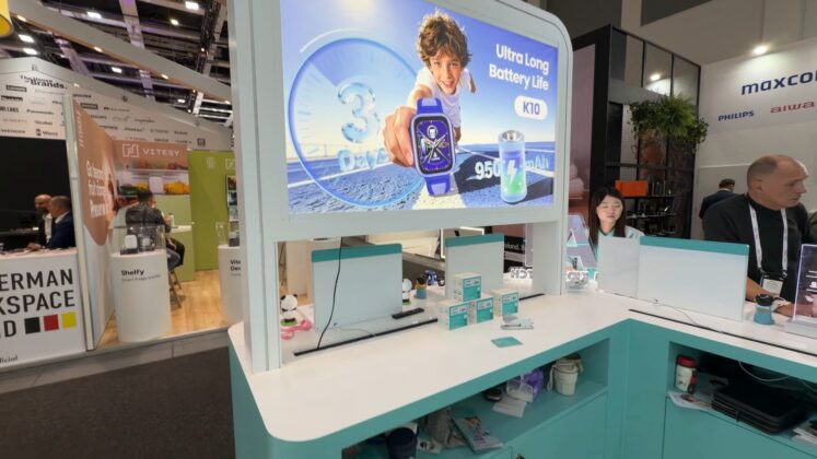 LAGENIO kids smartwatch shown in the product gallery
