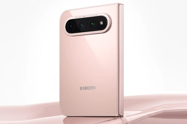 Xiaomi 18 Fold foldable phone