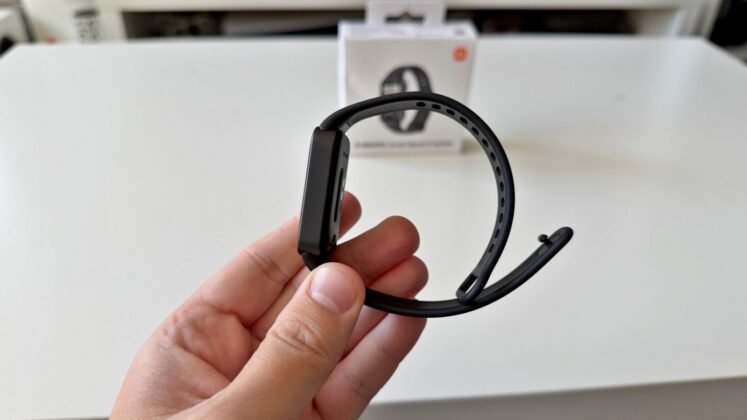 Xiaomi Smart Band 11 Active Review: A Lightweight Fitness Tracker Focused on the Basics