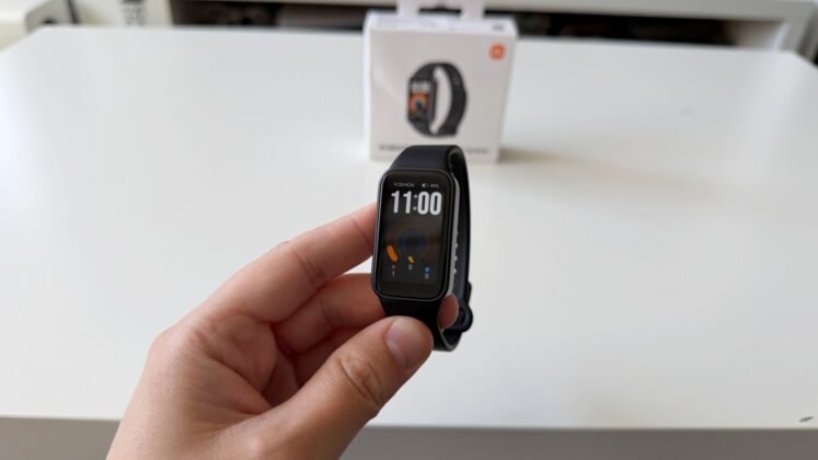Xiaomi Smart Band 11 Active Review: A Lightweight Fitness Tracker Focused on the Basics