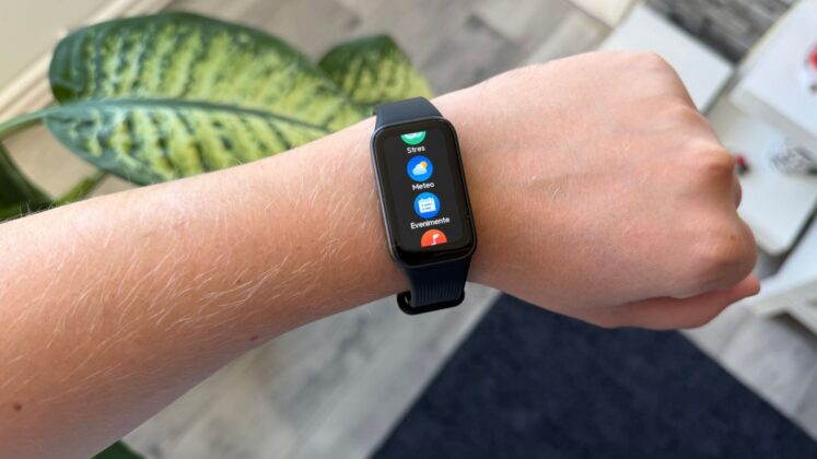 Xiaomi Smart Band 11 Active Review: A Lightweight Fitness Tracker Focused on the Basics