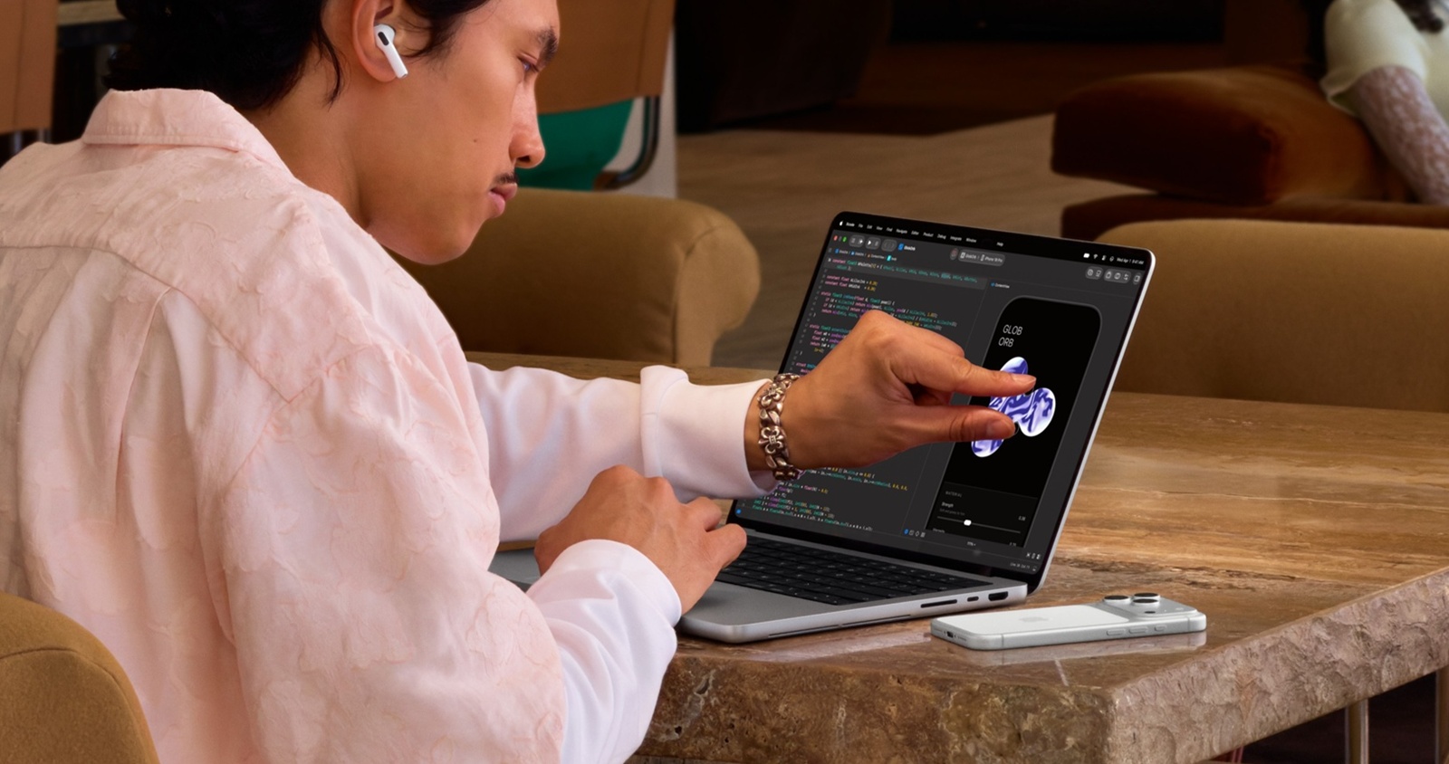 apple-macbook-pro-laptopuri-cover-a97924-001 Apple MacBook Pro shown open with its display and keyboard visible