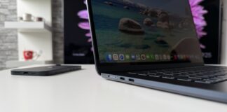 Apple Could Unveil Its First Touchscreen MacBook at a Late-October Event