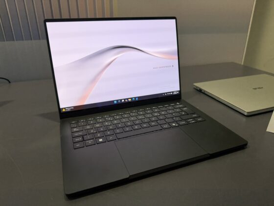 ASUS ExpertBook A7 business laptop