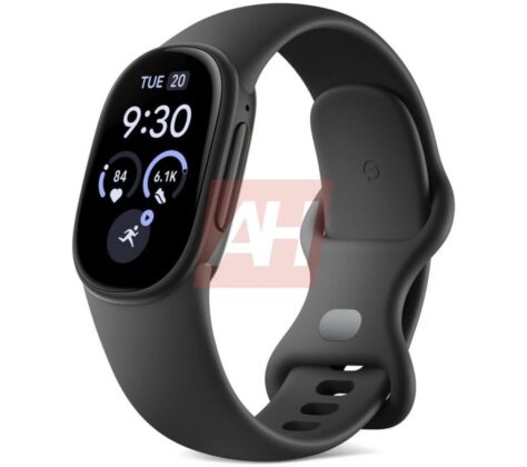 Fitbit Edge leak showing the band&rsquo;s oval display