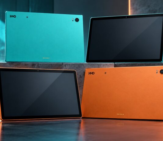 Leaked renders of the HMD Slate Tab 5G showing a large tablet in two colors with rear camera and bottom connector pins.
