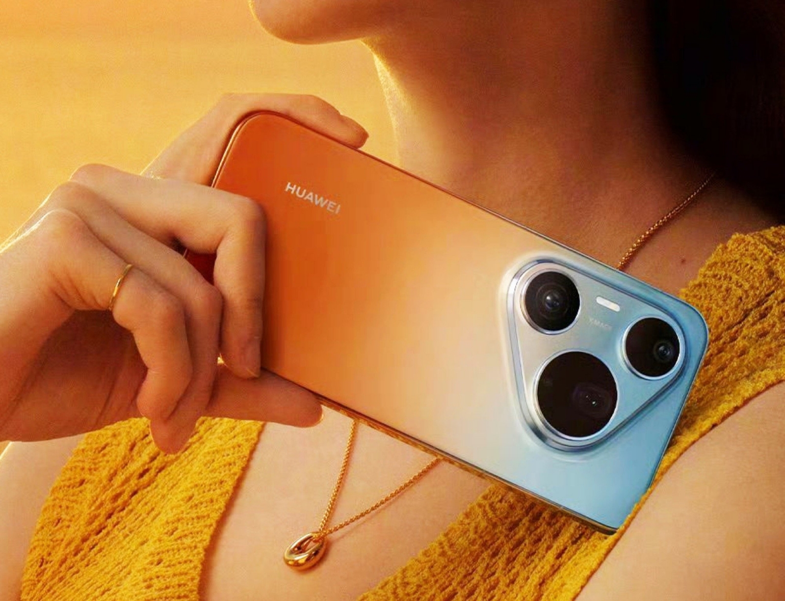 huawei-telefoane-compacte-smartphone-cover-a97434-001 Huawei Reportedly Developing a Compact 6.17-Inch Phone for 2027