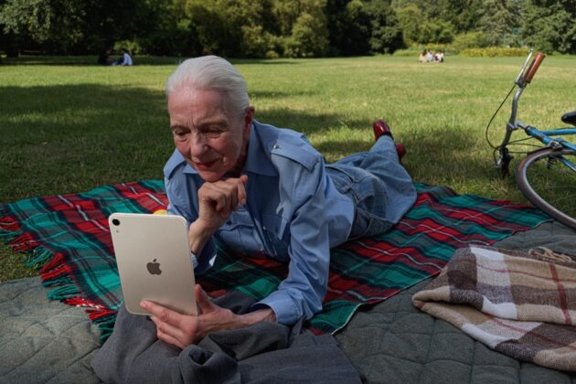 Apple iPad mini promotional image