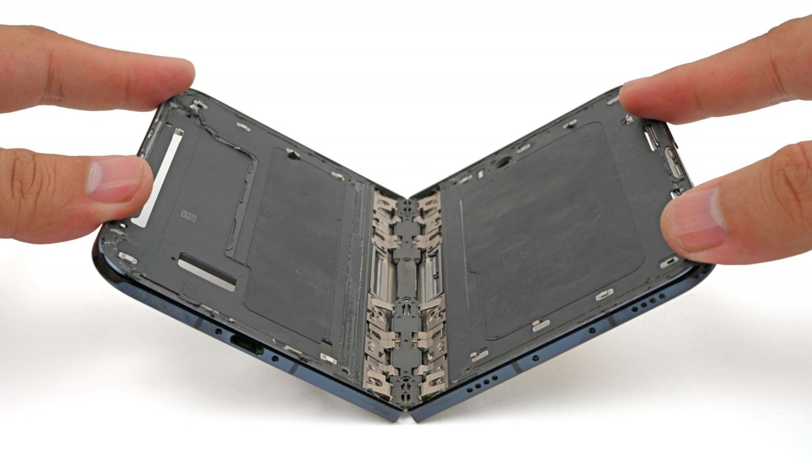 iphone-duo-apple-ifixit-cover-a97844-001 Apple iPhone Duo foldable phone