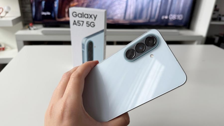 samsung-galaxy-a-galaxy-a37-cover-a97872-001 Samsung Reportedly Plans 20% Galaxy A Production Cut in Late 2026