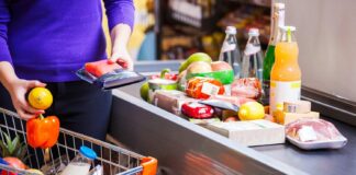 Retailers Scale Back Self-Checkout Investment as Losses and Friction Mount
