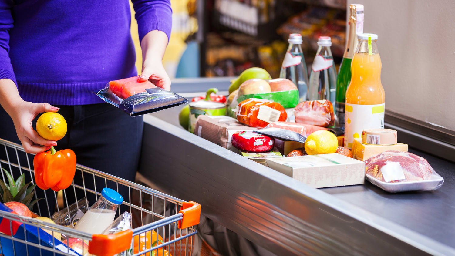 self-checkout-retaileri-retail-cover-a97421-001 Retailers Scale Back Self-Checkout Investment as Losses and Friction Mount