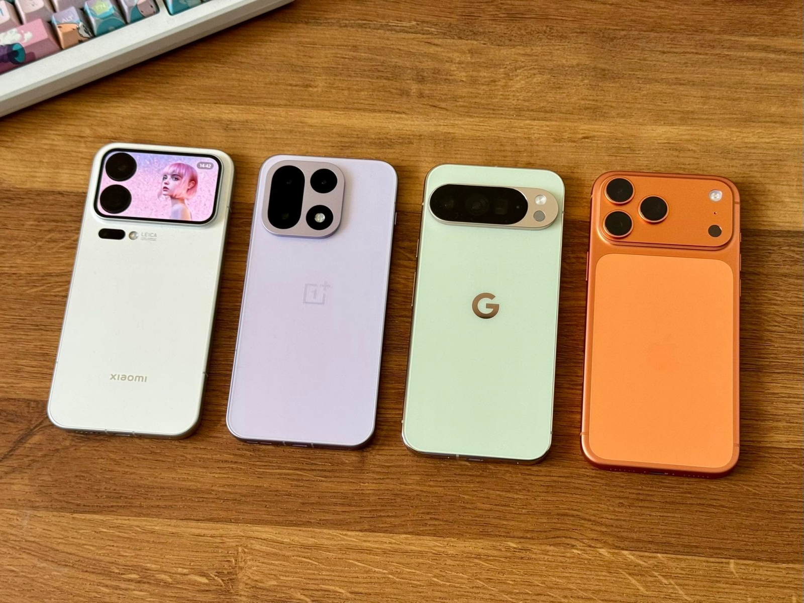 smartphone-uri-statistici-telefoane-xiaomi-cover-a97588-001 Global Smartphone Shipments Fall 22% in Record Q3 2026 Slide, IDC Says