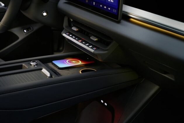 Volkswagen ID. Tiguan digital cockpit and infotainment screens